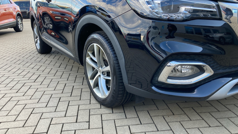 MG Hs 1.5 T-GDI Exclusive 5dr DCT Petrol Hatchback